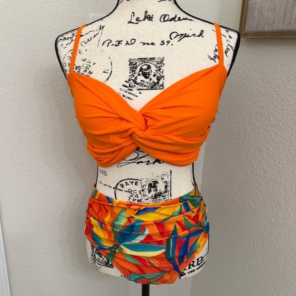 NWOT 2pc high waisted tummy control Orange print swimsuit sz M - Picture 2 of 9